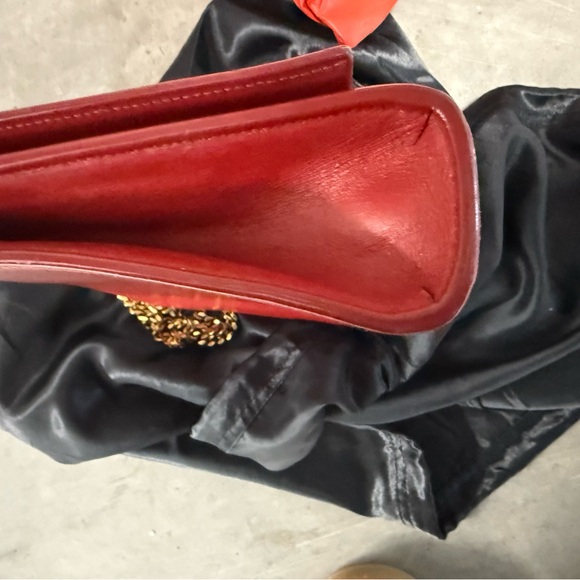 FLASH YSL Medium Kate Red Leather Chain Bag - Picture 8 of 8